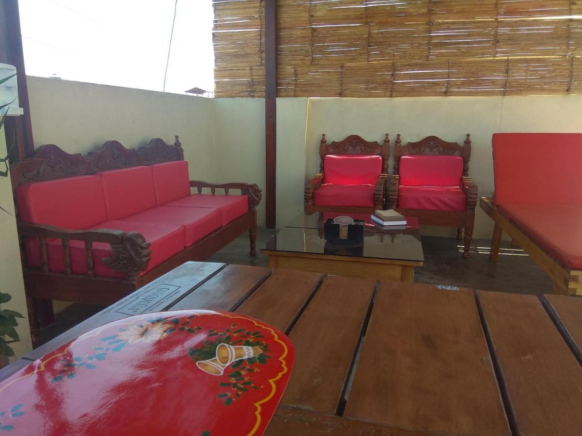 Lola Hosting Hotel Huanchaco Exterior photo